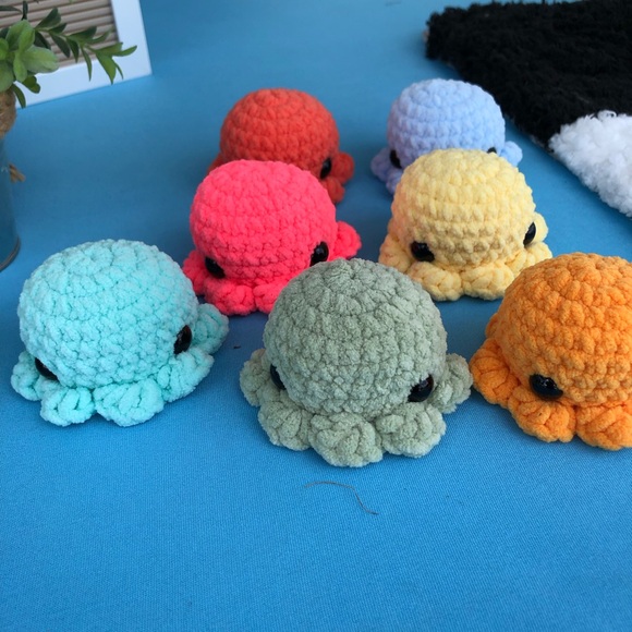 (Random bundle of 4) Chunky Octo’s - Picture 5 of 7